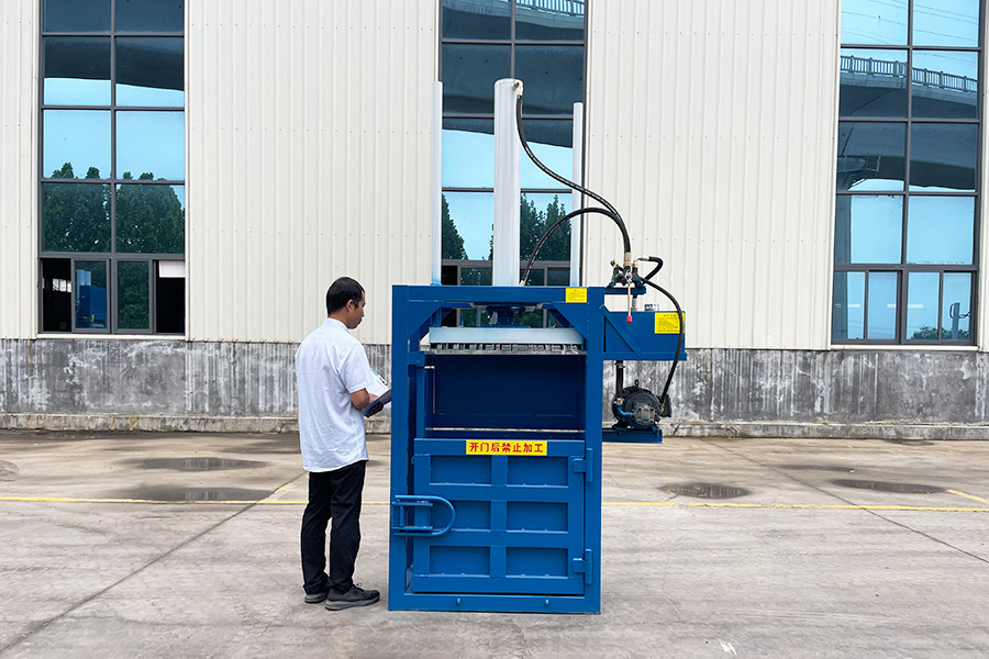 Vertical Baler